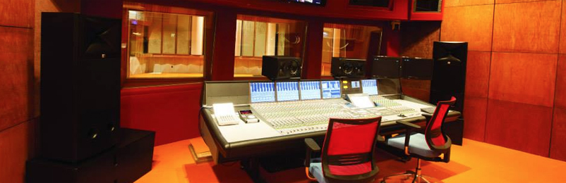 Studio Hiba - Equipements de la control Room